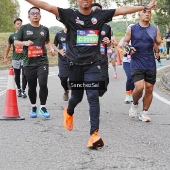 Runner Photo 3575381