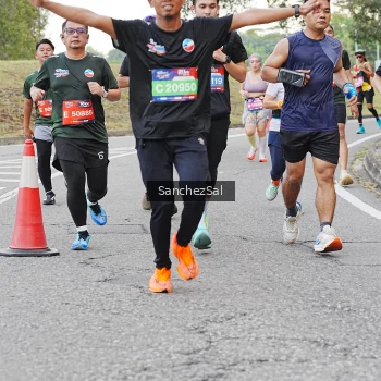 Runner Photo 3575384