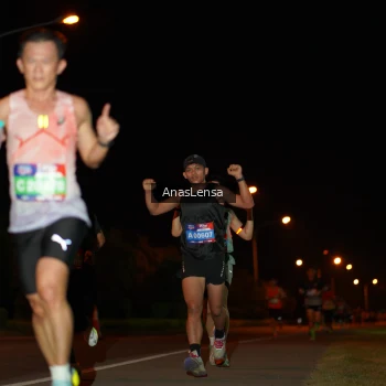 Runner Photo 3575435