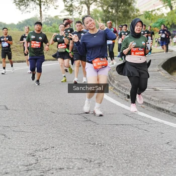 Runner Photo 3575550