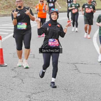 Runner Photo 3575571