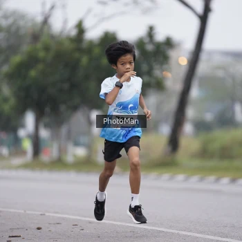 Runner Photo 3575635
