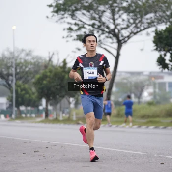 Runner Photo 3575650