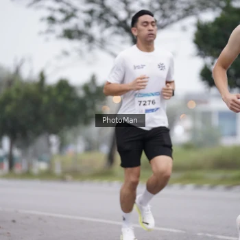 Runner Photo 3575668