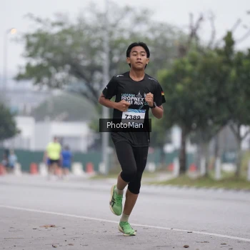 Runner Photo 3575696