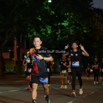 Runner Photo 3575768