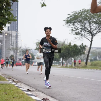 Runner Photo 3575785