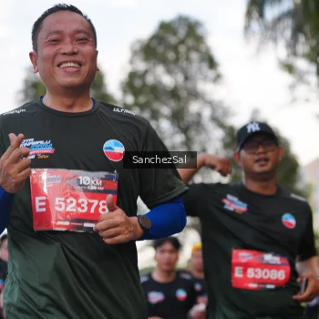 Runner Photo 3575806