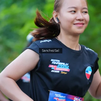 Runner Photo 3575875