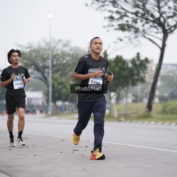 Runner Photo 3575889