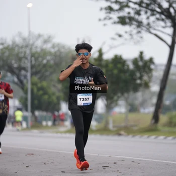 Runner Photo 3575977