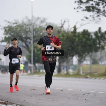 Runner Photo 3575995