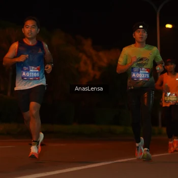 Runner Photo 3576151