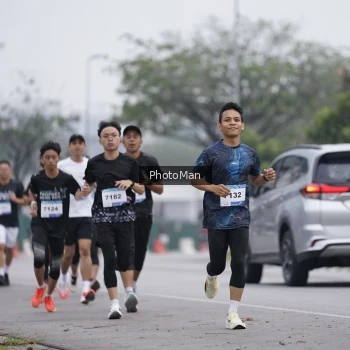 Runner Photo 3576282