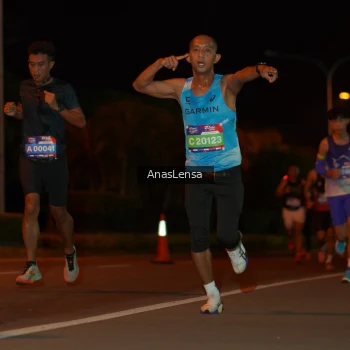 Runner Photo 3576389