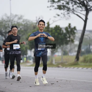Runner Photo 3576399