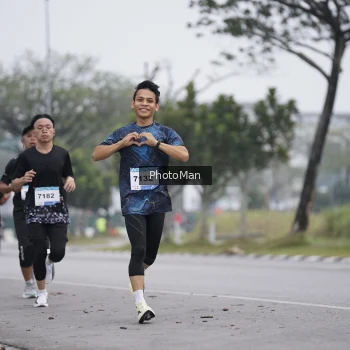Runner Photo 3576414