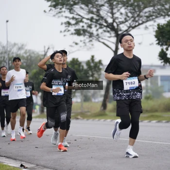 Runner Photo 3576436