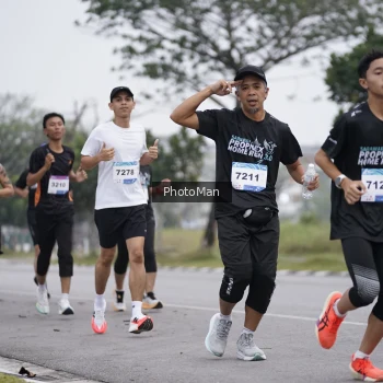 Runner Photo 3576489