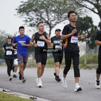 Runner Photo 3576553