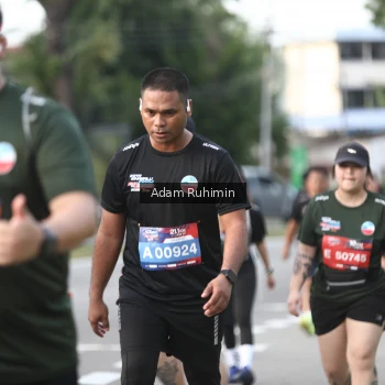 Runner Photo 3576722