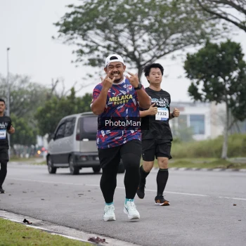 Runner Photo 3576725