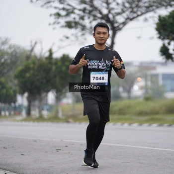 Runner Photo 3576779