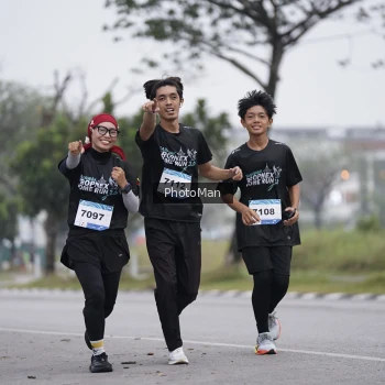 Runner Photo 3576863