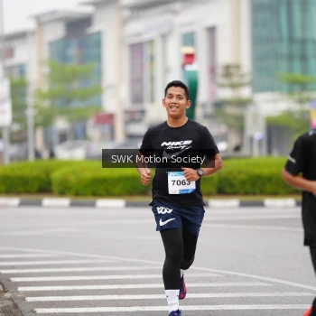 Runner Photo 3576874