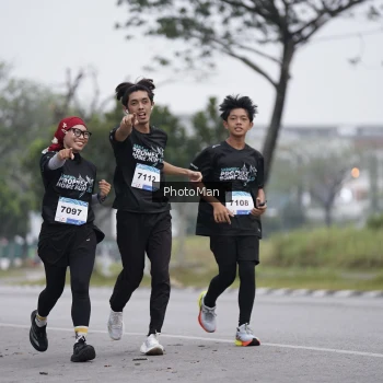 Runner Photo 3576875