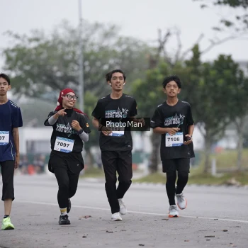 Runner Photo 3576881