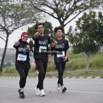 Runner Photo 3576956