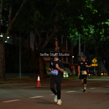 Runner Photo 3577543