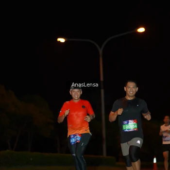 Runner Photo 3578003