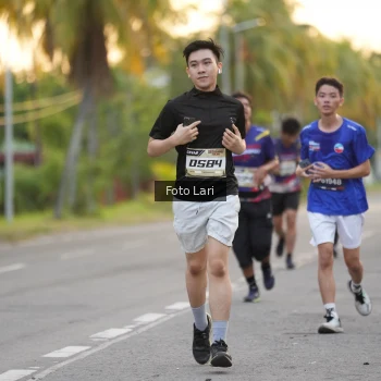 Runner Photo 3578777