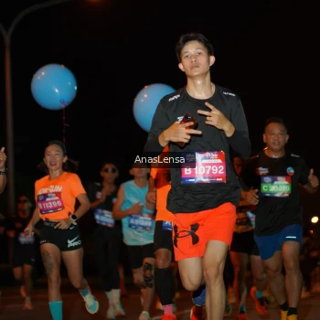 Runner Photo 3578848