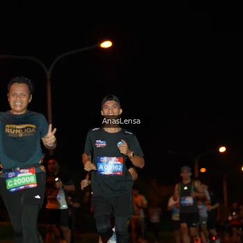 Runner Photo 3581221