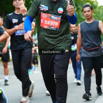 Runner Photo 3581354