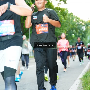 Runner Photo 3581439