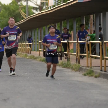 Runner Photo 3581595