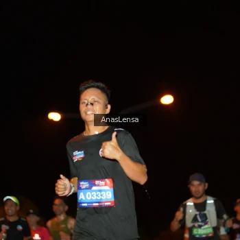 Runner Photo 3581877
