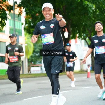 Runner Photo 3582121