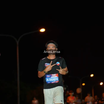 Runner Photo 3582216