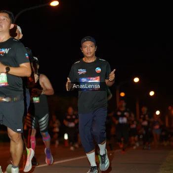 Runner Photo 3582241