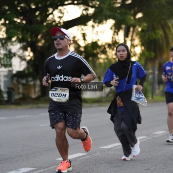 Runner Photo 3582266