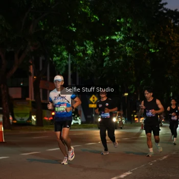 Runner Photo 3582336