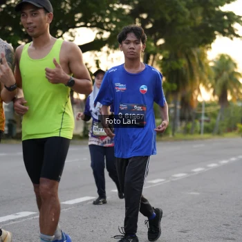 Runner Photo 3582519