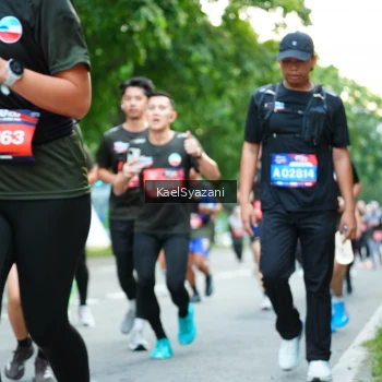 Runner Photo 3582575