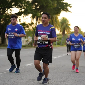 Runner Photo 3582665