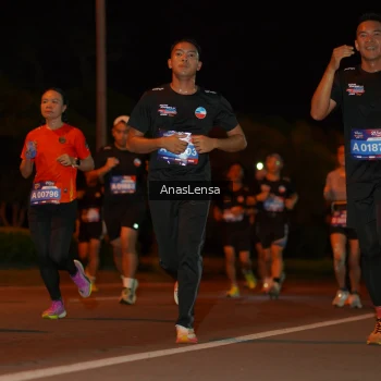 Runner Photo 3582675